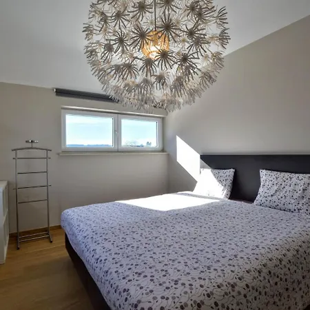 Villa Modern With Private Garden In Awan *